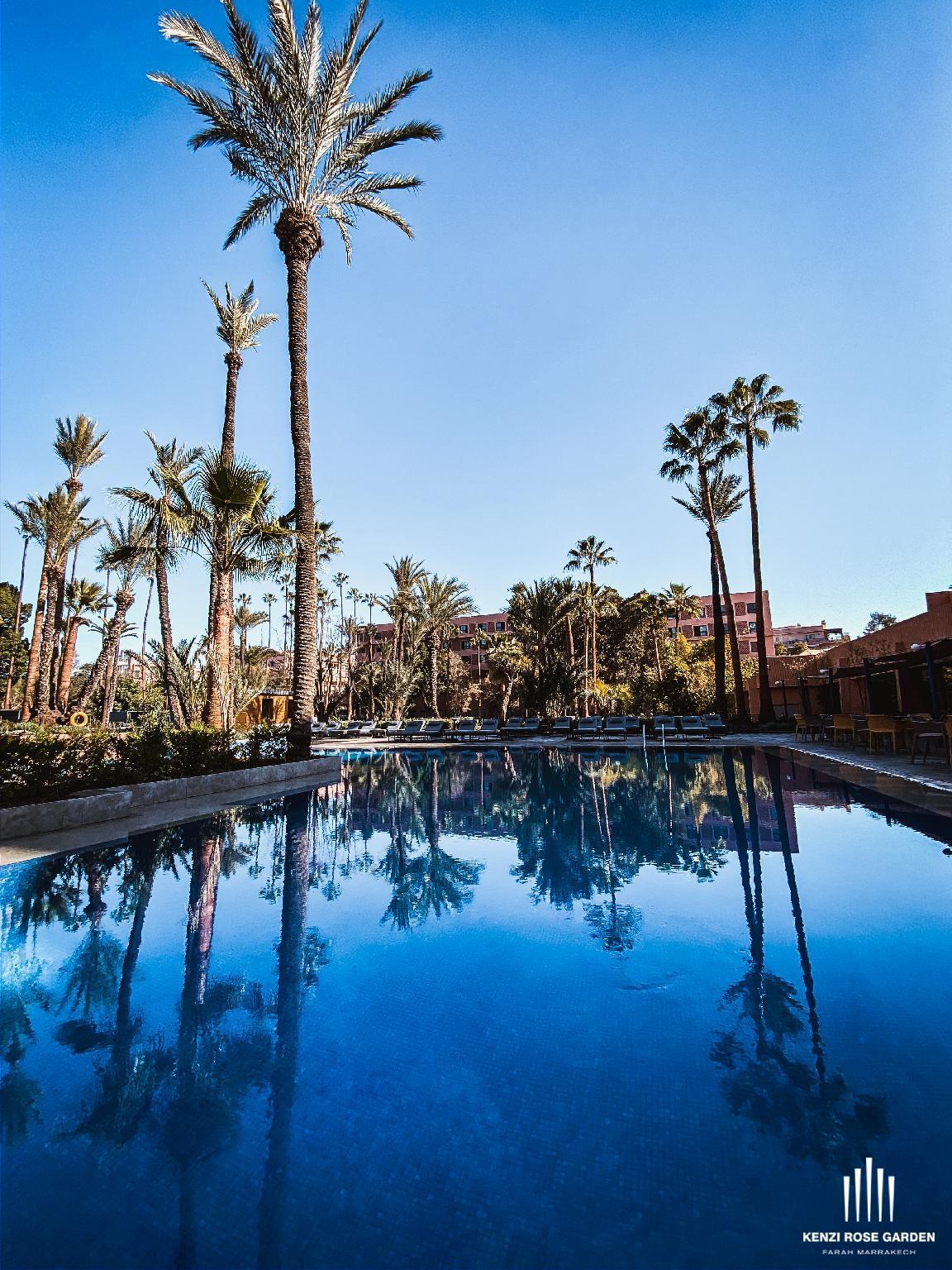 Kenzi Farah Marraquexe Exterior foto The pool at the hotel